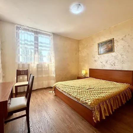 Apartment Bratanov Ashton Hall *