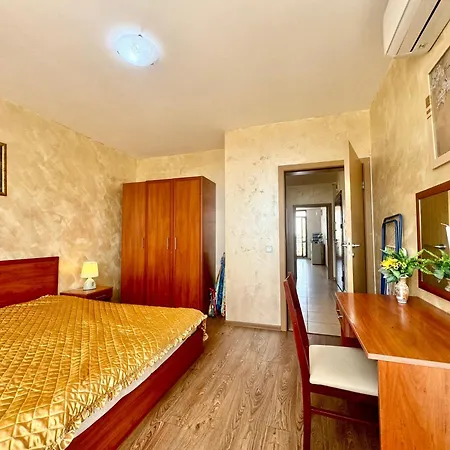 Apartment Bratanov Ashton Hall *